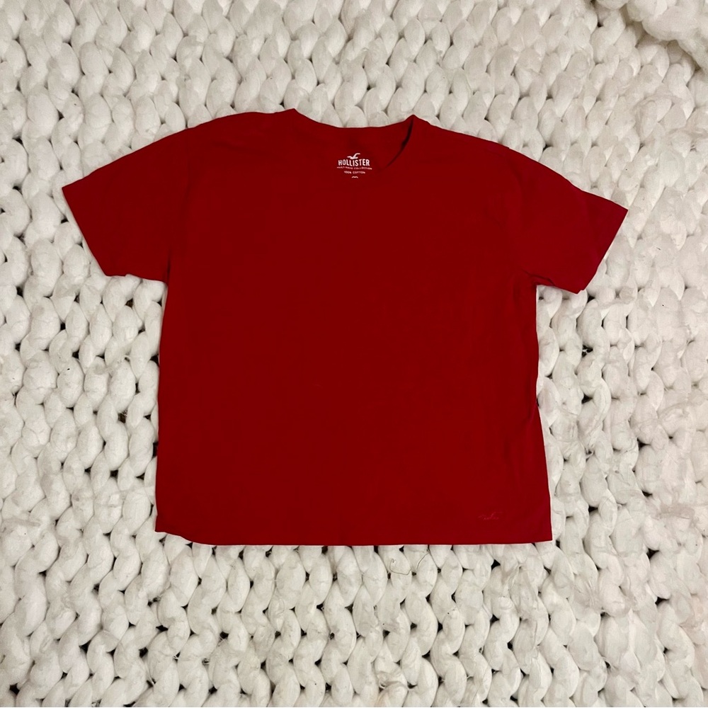 Hollister Red Short Sleeve Tee